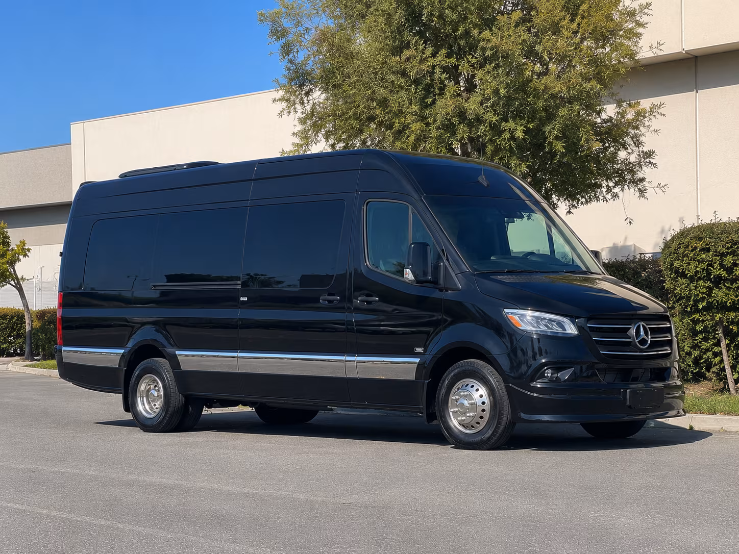 book the perfect ride for your next convention or trade show 1