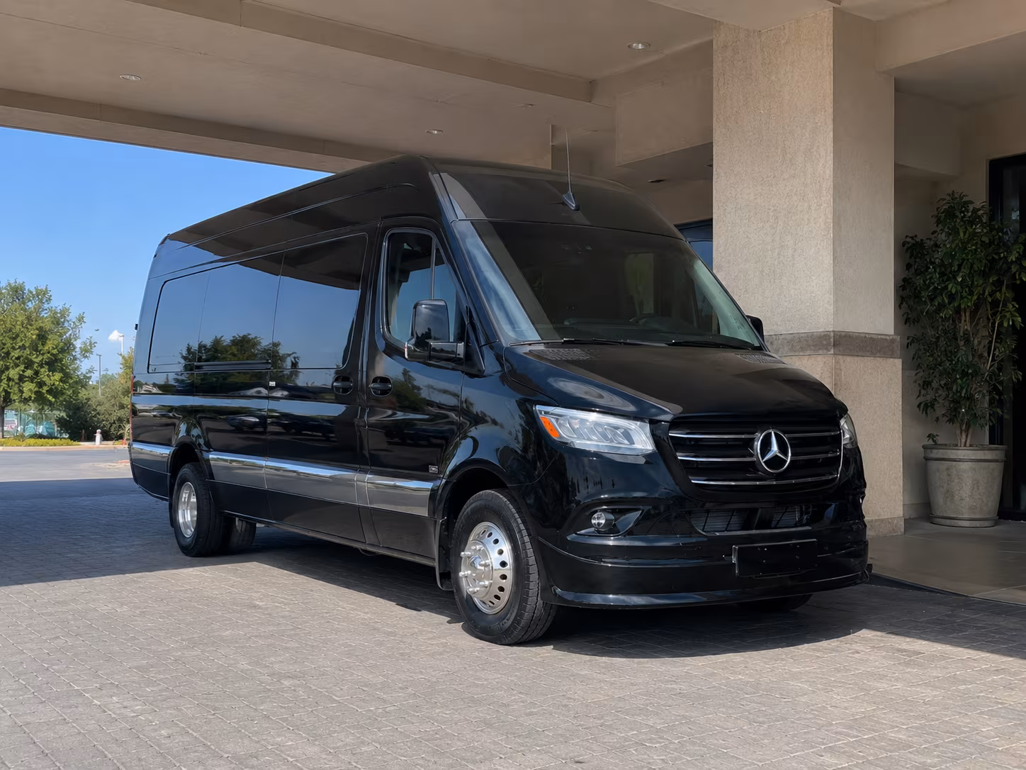 book the perfect ride for your next corporate event 5