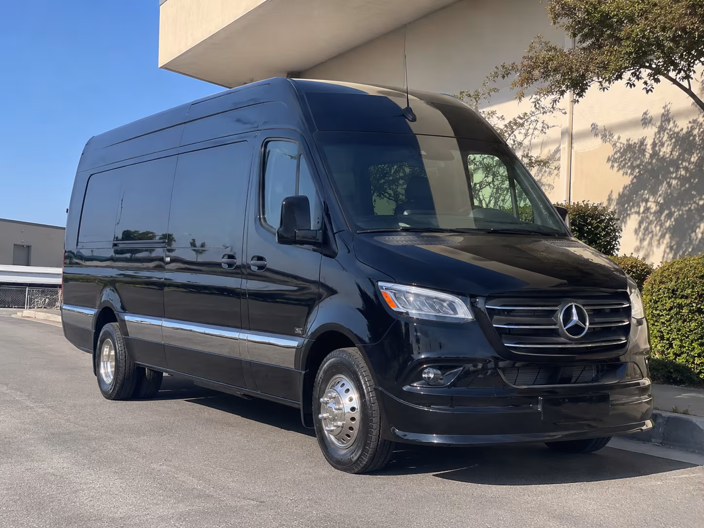 bus rental options for cambridge trips