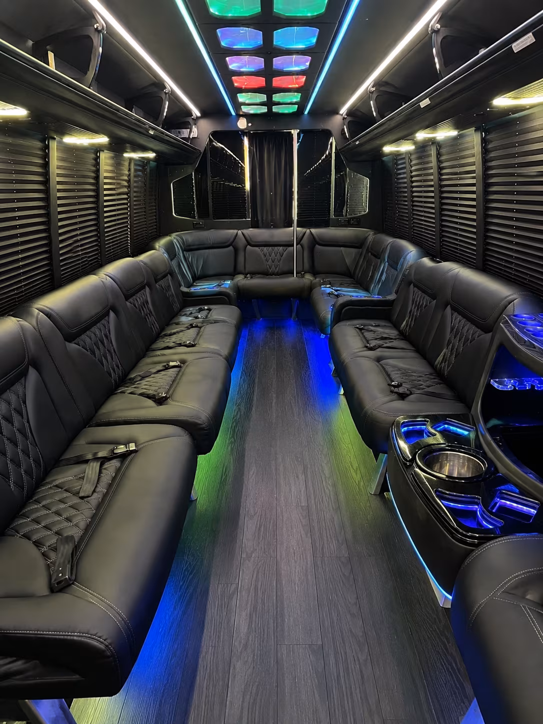 cambridge 20 passenger party bus interior