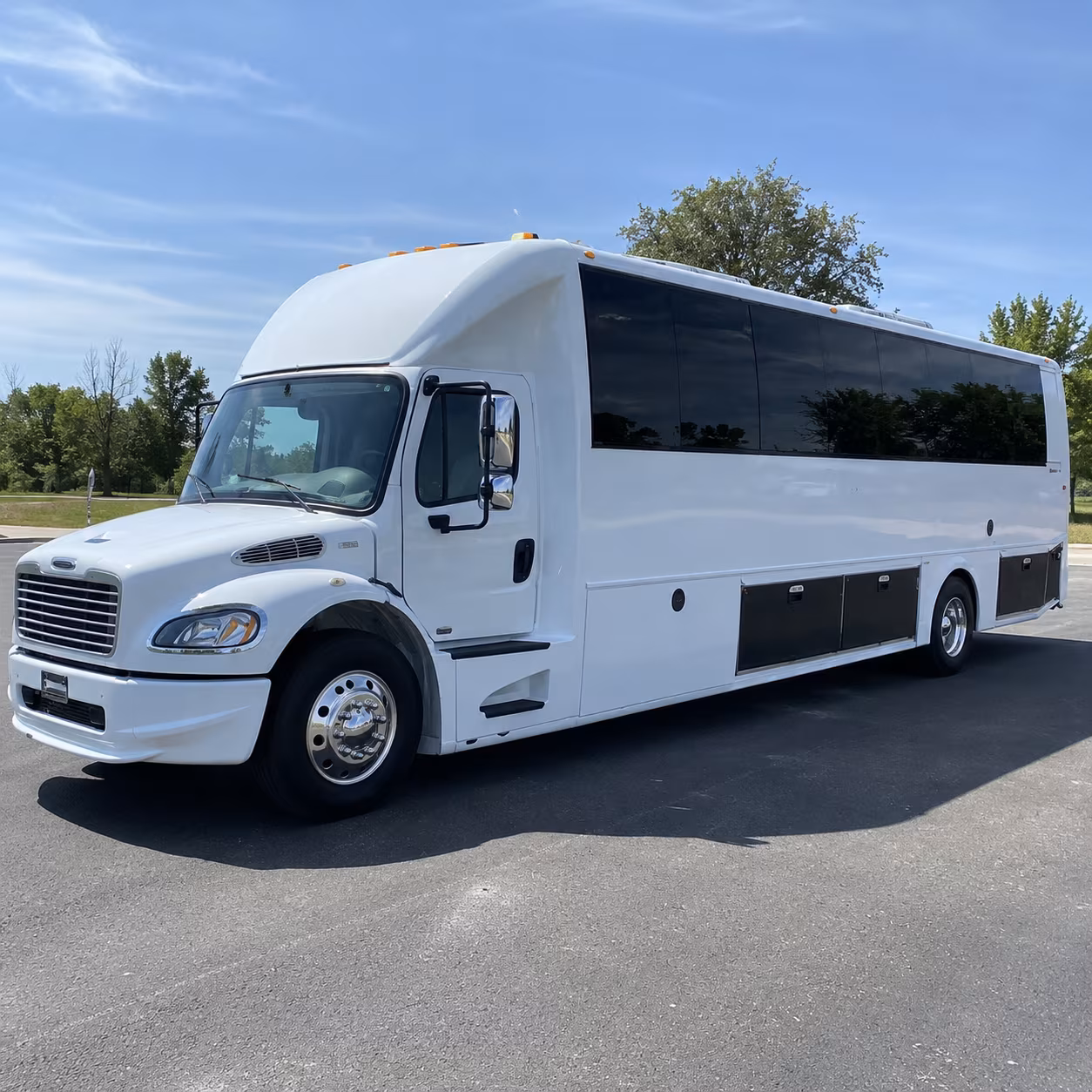 cambridge 40 passenger party bus