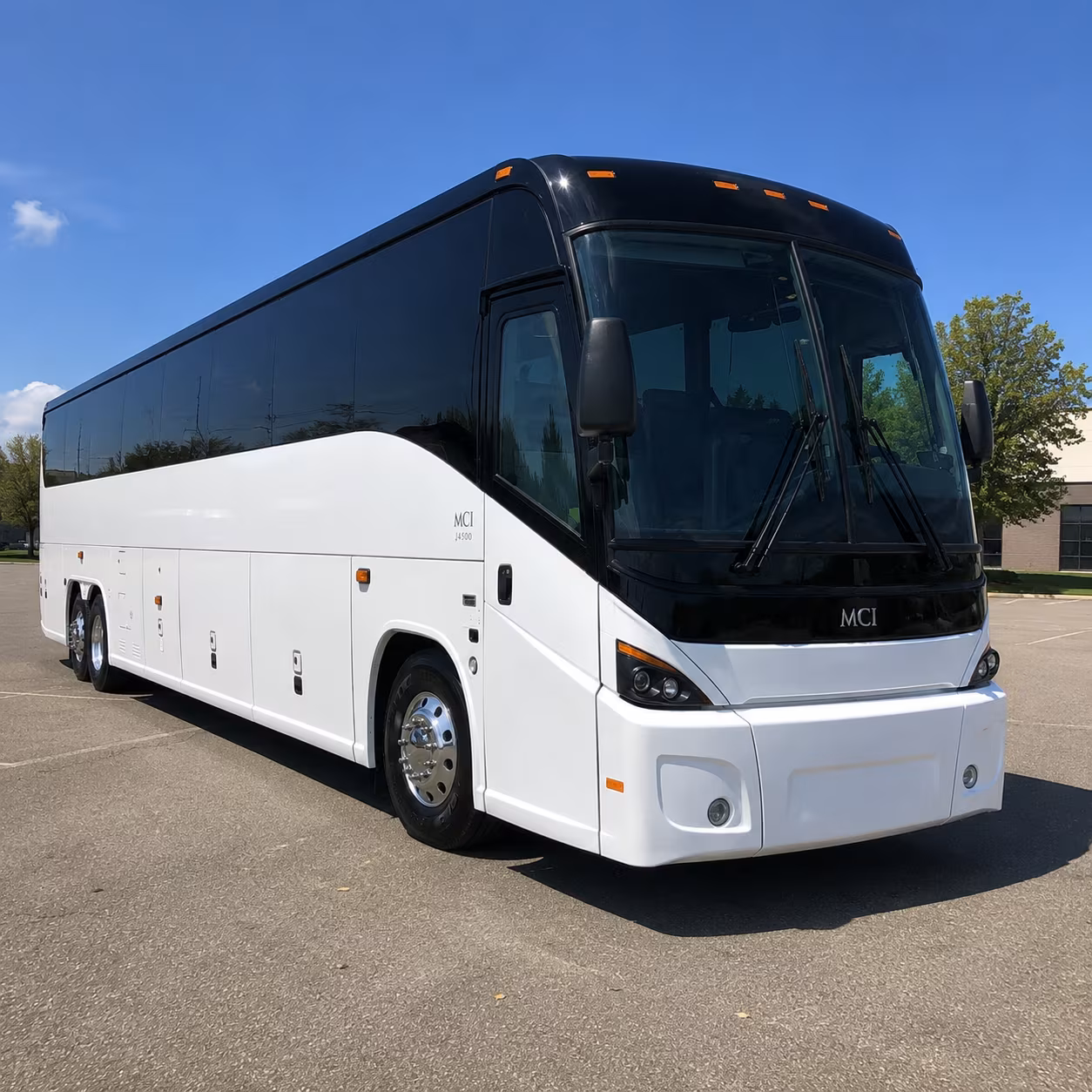 cambridge 45 passenger charter bus