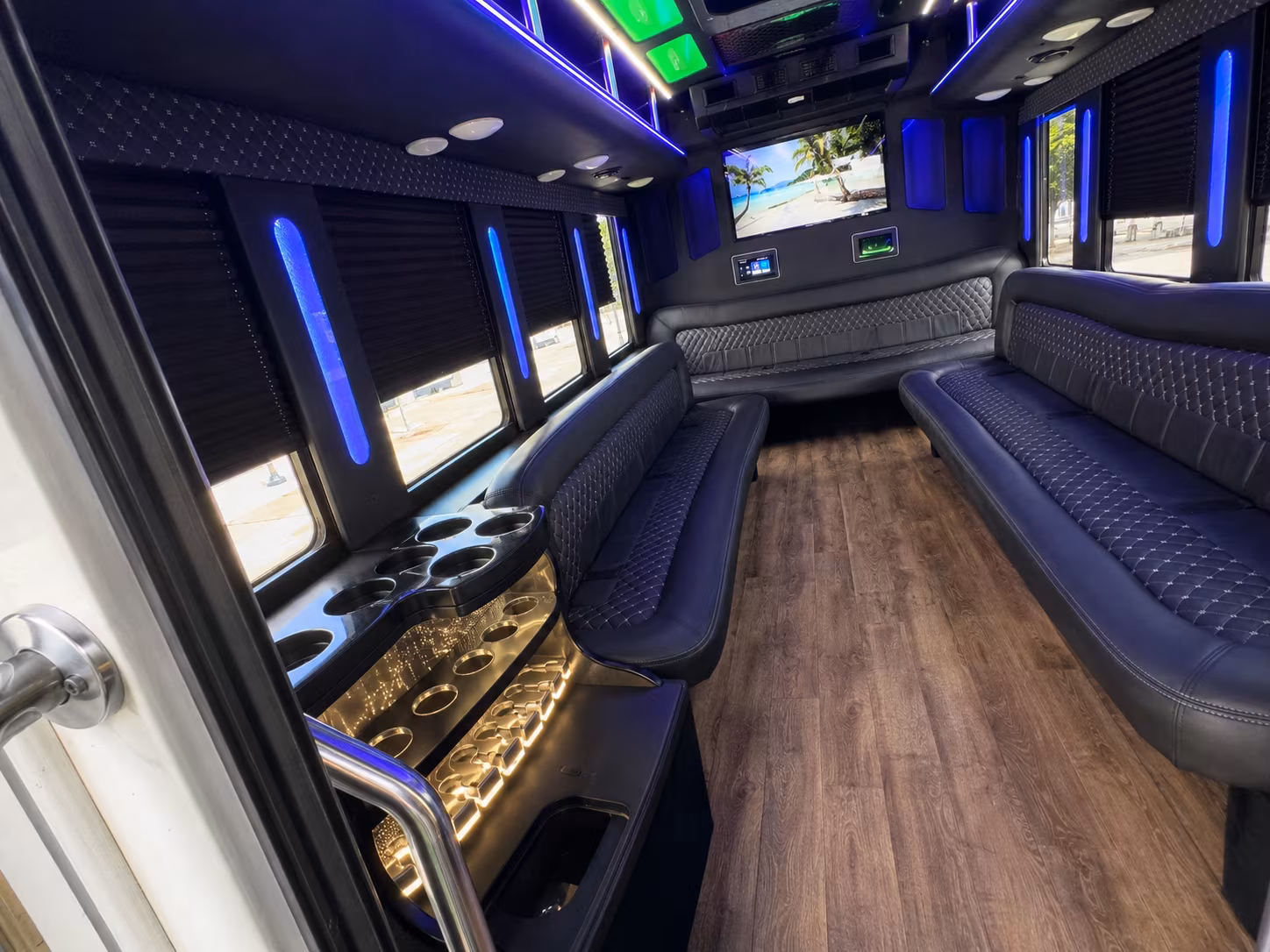 cambridge corporate party bus rental