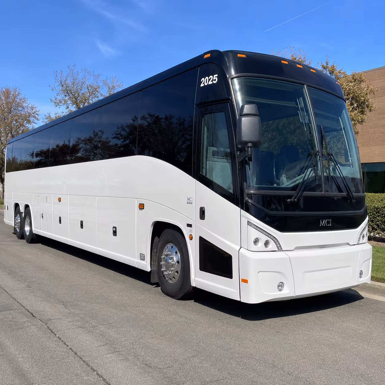 cambridge wedding charter bus rental