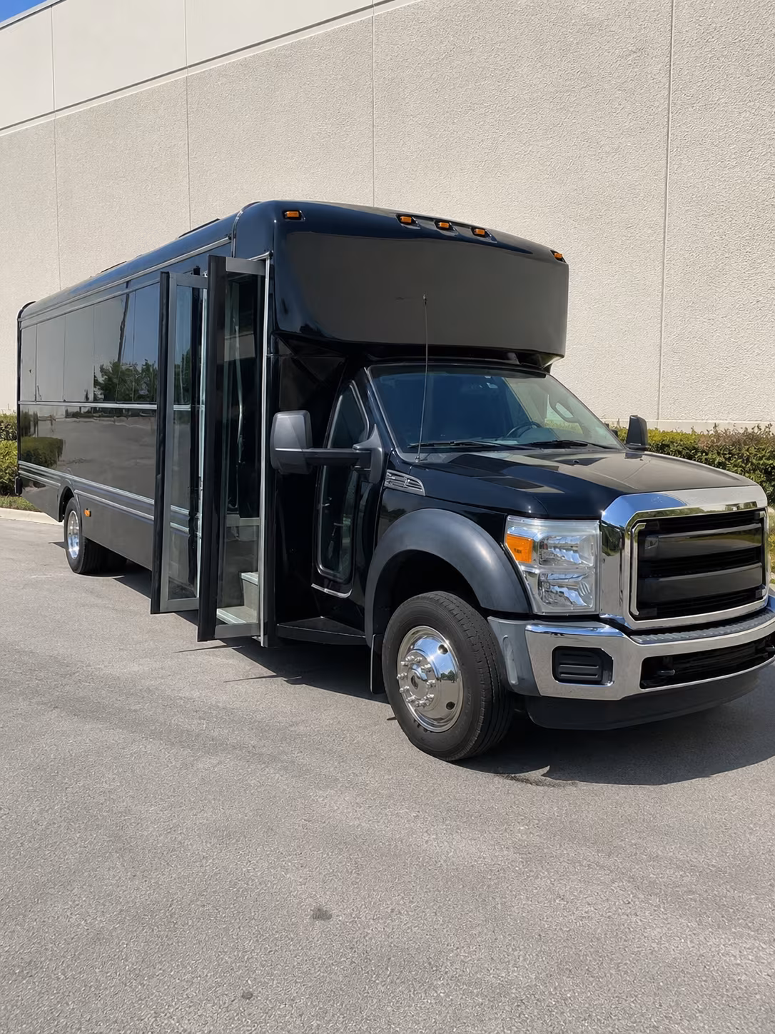 convention bus rentals for boston area trade shows and expo events